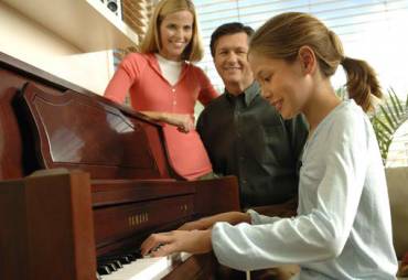 Top 10 Ways Playing Piano Makes You Healthier & Smarter
